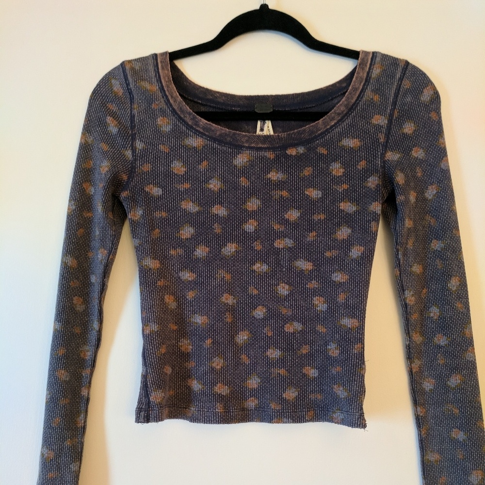 Free People Navy floral distressed Thermal top XS